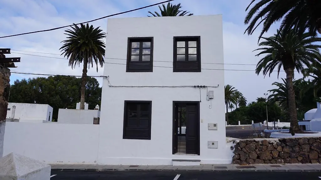 Apartamento La Plaza De Haria Spain